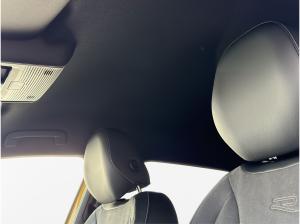 Volkswagen T-Roc R-Line 1.5 l eTSI OPF 7-Gang-Doppelkupplungsgetriebe DSG
