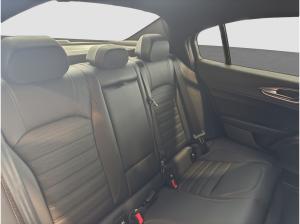 Alfa Romeo Giulia Quadrifoglio 2.9 V6 SOFORT VERFÜGBAR!