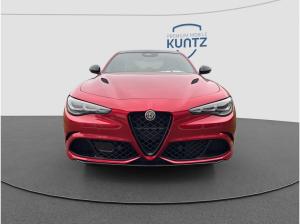 Alfa Romeo Giulia Quadrifoglio 2.9 V6 CARBON AKRAPOVIC