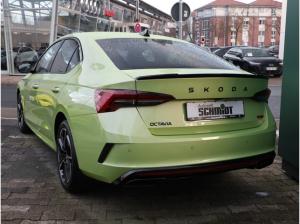 Skoda Octavia RS 2.0 TSI DSG "Sonderlack Pistachio-Grün"
