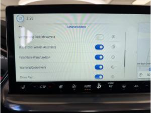 Ford Focus Turnier Titanium Edition Fahrerassistenzpaket
