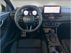 Hyundai i30 1.6 N Line/Panorama/Navi/Sitzheizung/Automatik/Rückfahrkamera