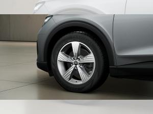 Audi Q4 e-tron 35, Kamera, Wärmepumpe, Sportsitze, 8-Fach bereift