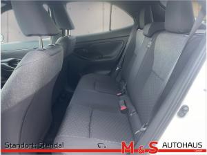 Toyota Yaris Cross 1.5 Hybrid 4x2 Teamplayer mit Winter- u. SafetyPaket