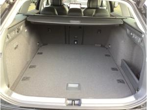Skoda Superb Combi 2.0 TDI DSG 4x4 L&K 19'*AHK*ASSIST*