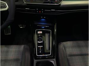 Volkswagen Golf VIII GTI (Garantie 09/2030.AHK.AreaView.BlackStyle.HarmanKardon) 2.0 TSI DSG