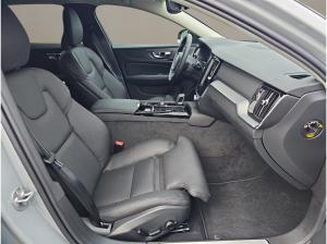 Volvo V60 T8 PLUG-IN PLUS DARK NAVI LED PILOT KAMERA