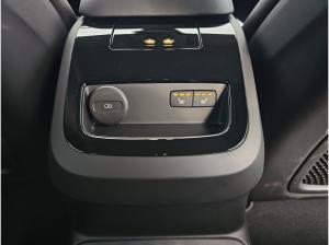 Volvo V60 T8 PLUG-IN PLUS DARK NAVI LED PILOT KAMERA
