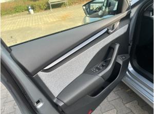 Skoda Octavia Combi 2.0 TDI DSG Balance ACC AHK Nav HUD