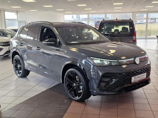 Volkswagen Tiguan R-LINE|BLACK STYLE|CAM|AAC|IQ-DRIVE|MATRIX|