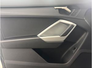 Audi Q3 ACC MMI SITZH AHK LED