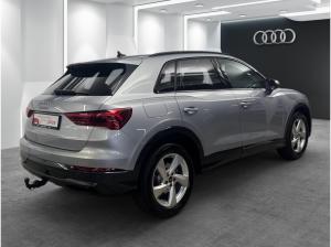 Audi Q3 ACC MMI SITZH AHK LED