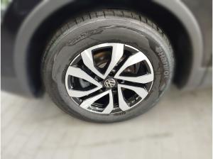 Volkswagen Tiguan 1.5 TSI DSG Active NAVI LED APP IQ.Drive