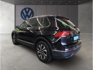 Volkswagen Tiguan 1.5 TSI DSG Active NAVI LED APP IQ.Drive