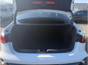 Audi A3 Limousine S line 30 TDI LED AHK Klima+ Business Optikp. schw.