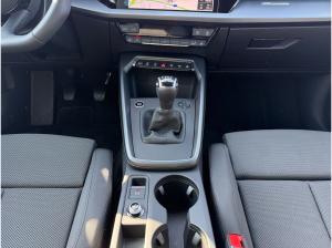 Audi A3 Limousine S line 30 TDI LED AHK Klima+ Business Optikp. schw.