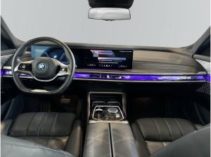 BMW i7 xDrive60 Limousine 649? netto/mtl.*20 *LC Prof.*HUD*Driving+Parking Assist.Prof.*B&W*DAB*Executive L