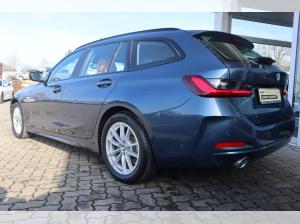 BMW 318 i Touring/360°/DrivingAss.Prof./Head-Up/elektr.Sitze/Adapt.LED/Komfortzug.