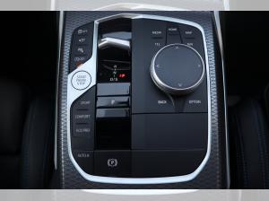 BMW 330 i xDrive Limousine M Sport/HiFi/360°/Head-Up/ACC/Shz