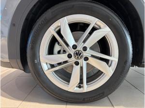 Volkswagen T-Roc Style 1.5 l eTSI OPF 110 kW (150 PS) 7-Gang-Doppelkupplungsgetriebe DSG