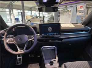 Volkswagen T-Roc R-Line 1.5 l eTSI OPF 110 kW (150 PS) 7-Gang-Doppelkupplungsgetriebe DSG