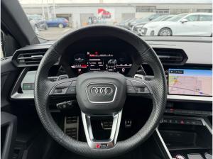 Audi RS3 RS 3 Limousine TFSI S tronic Dynamikpaket+ Keramik Matrix Rückfahrk.