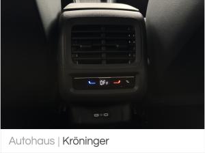 Volkswagen T-Roc 1.5 eTSI R-Line DSG AHK HUD SHZ