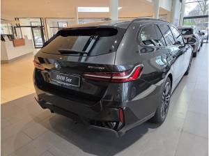 BMW i5 eDrive40 Touring || M Sport Pano Head-Up 360