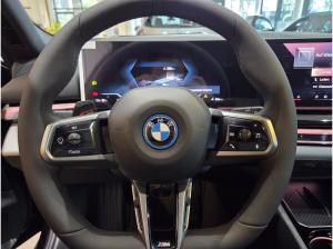 BMW i5 eDrive40 Touring || M Sport Pano Head-Up 360