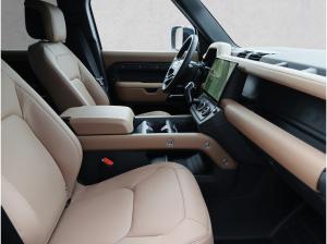 Land Rover Defender 110 D250 X-Dynamic HSE