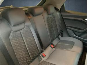 Audi A1 Sportback advanced ⇒ 95PS ⇒ Einparkhilfe plus⇒ Sportsitze ⇒ LED-Scheinwerfer