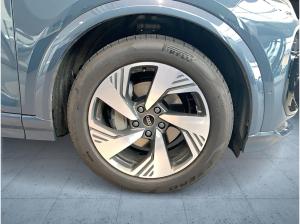 Audi Q6 e-tron S-Line   » MMI experience pro   ⇒ Tech Plus  ⇒  20"     ⇒  AHK