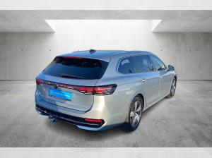 Volkswagen Passat Variant 2.0 TDI Elegance DSG Matrix Navi ACC AHK Massage