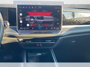 Volkswagen Passat Variant 2.0 TDI Elegance DSG Matrix Navi ACC AHK Massage