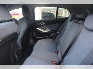 BMW 116 i M-Sport Design/Sportsitz/DrivingAss./RFK/Versicherung für 49€ mtl. mögl.!!!