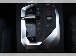 BMW 116 i M-Sport Design/Sportsitz/DrivingAss./RFK/Versicherung für 49€ mtl. mögl.!!!