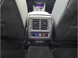 Volkswagen Golf VIII Variant 1.5 eTSI W Goal 360 ACC AHK