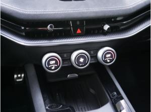 Skoda Superb Combi 2.0 TDI DSG Sportline 4X4 ACC AHK PANO HUD *943*