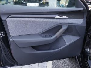 Skoda Superb Combi 2.0 TDI DSG Selection KAMERA LED AHK *906*