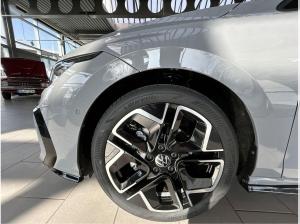 Volkswagen Golf Variant 1.5 eTSI DSG R-Line SOFORT VERFÜRGBAR! BlackStyle Business&Komfort AHK Pano
