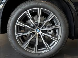 BMW X5 xDrive 30d 20" M-Sport Adap. LED Memory HiFi-sofort verfügbar!!!