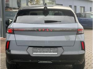 Opel Grandland ULTIMATE Electric 213PS AT 73kWh