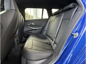 BMW M3 Comp. xDrive Touring VORFÜHRWAGENZULASSUNG Mai-November 2026 - 23%