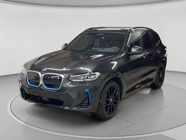 BMW iX3 Sofort verfügbar*Haustürlieferung*Driving Assistant Prof*Panorama Schiebedach*Komfortzugang*Anhänger