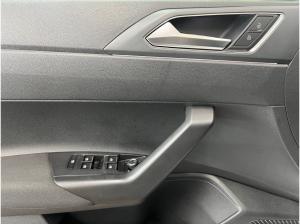 Volkswagen Taigo 1.0 TSI R-Line Navi IQ.Light DAB+ FrontAssist