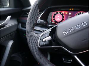 Skoda Octavia Combi 2.0 TSI DSG RS PANO AHK MATRIX-LED *985*