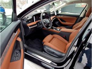 Skoda Superb Combi 1.5 TSi iV L&K DSG Matrix AHK Navi