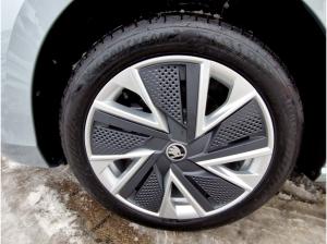 Skoda Superb Combi 2.0 TDI Selection DSG Matrix AHK Na