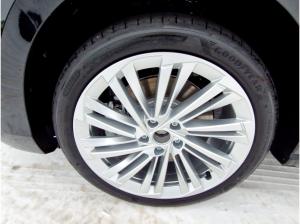 Skoda Superb Combi 1.5 TSi iV L&K DSG Matrix AHK Navi