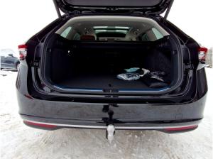 Skoda Superb Combi 1.5 TSi iV L&K DSG Matrix AHK Navi